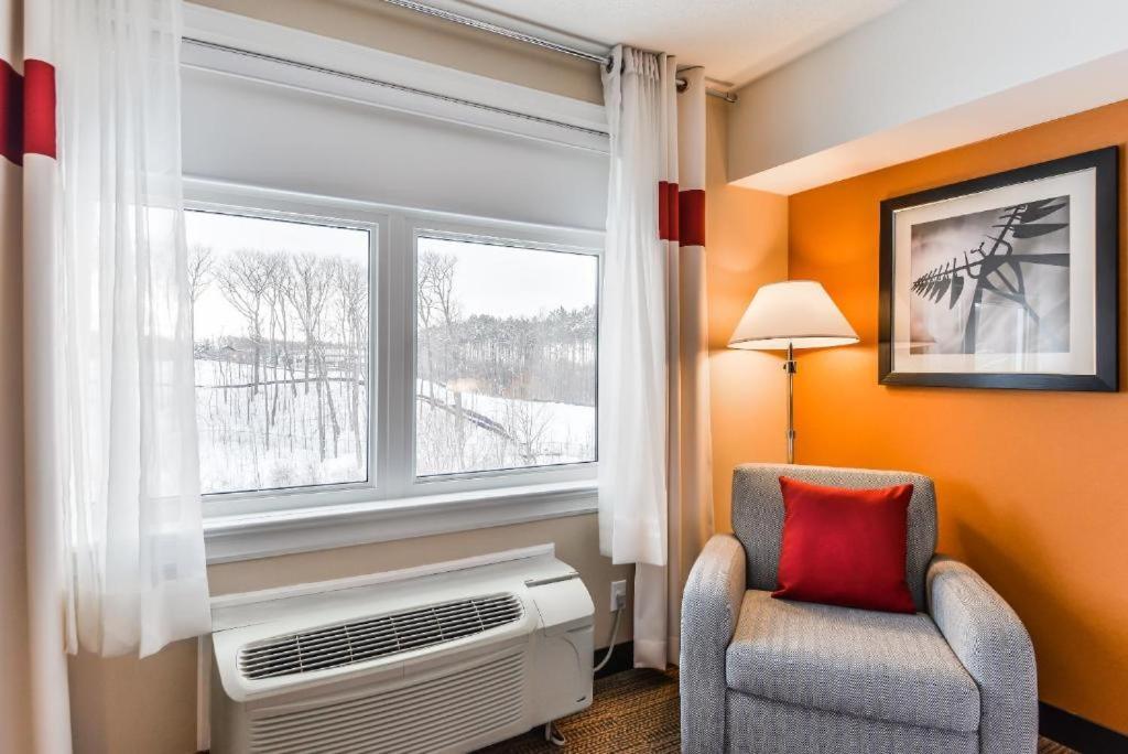 Four Points By Sheraton Barrie Dış mekan fotoğraf